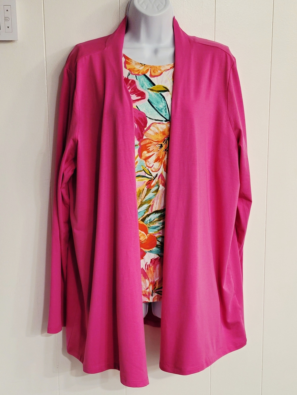 Open-Front Pink Drape Cardigan & Tank Top Set - Picture 2 of 12
